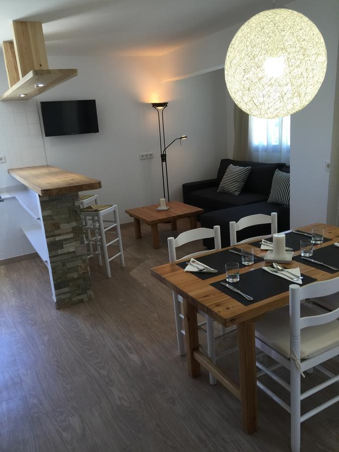 אס קאלו Apartamentos Delfin מראה חיצוני תמונה